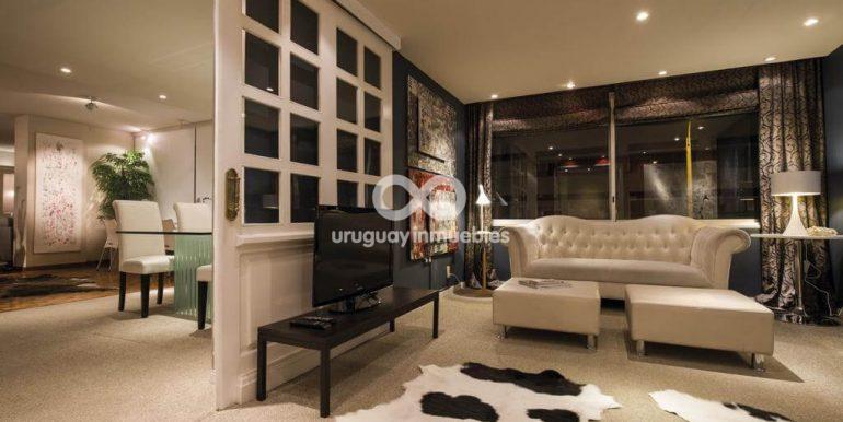 Apartamento con Muebles en Zona Pocitos - Uruguay Inmuebles (14)