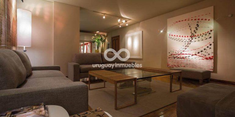 Apartamento con Muebles en Zona Pocitos - Uruguay Inmuebles (2)
