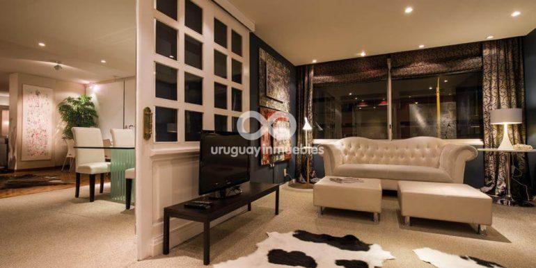 Apartamento con Muebles en Zona Pocitos - Uruguay Inmuebles (6)