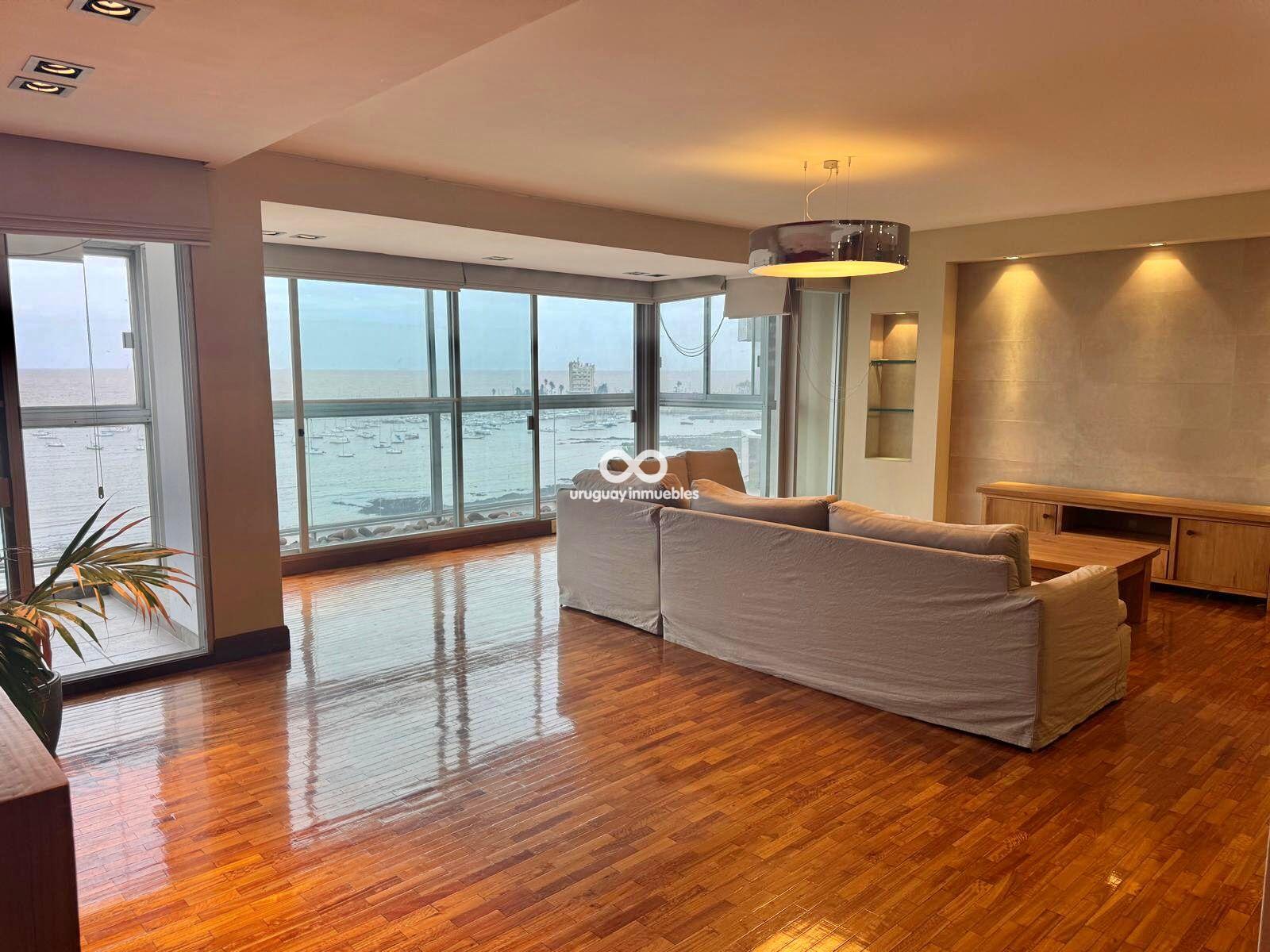 Alquiler apartamento 3 dormitorios frente al Puerto de Buceo (Ref 384-25)